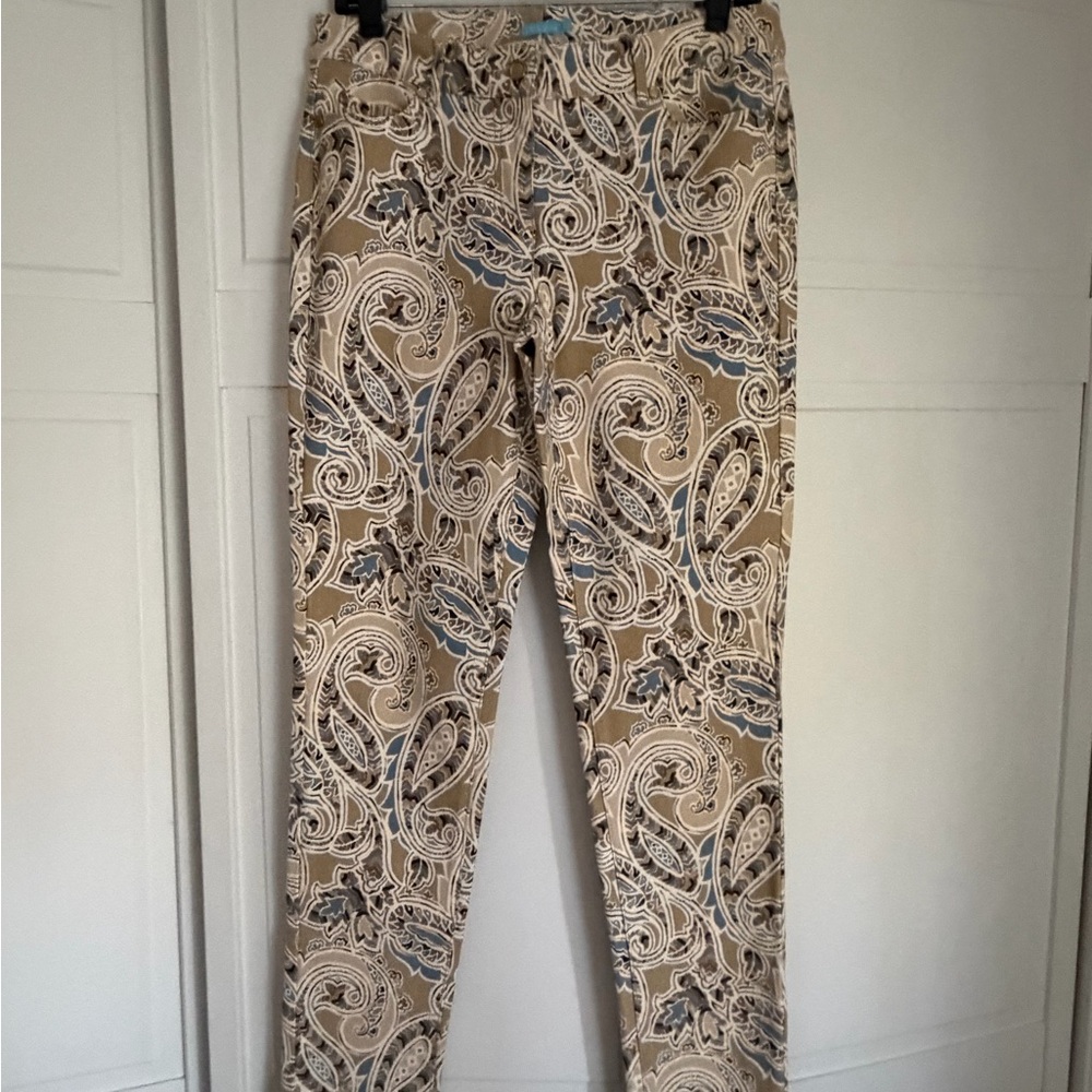 J. McLaughlin Beige Paisley Skinny Pants with Blue Accents